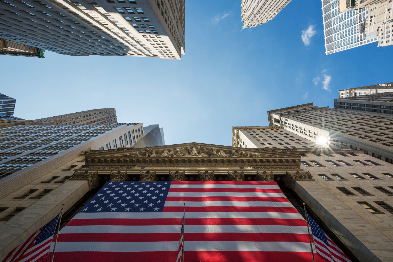 U.S. Federal Reserve Holds Interest Rates Amid Inflation Concerns